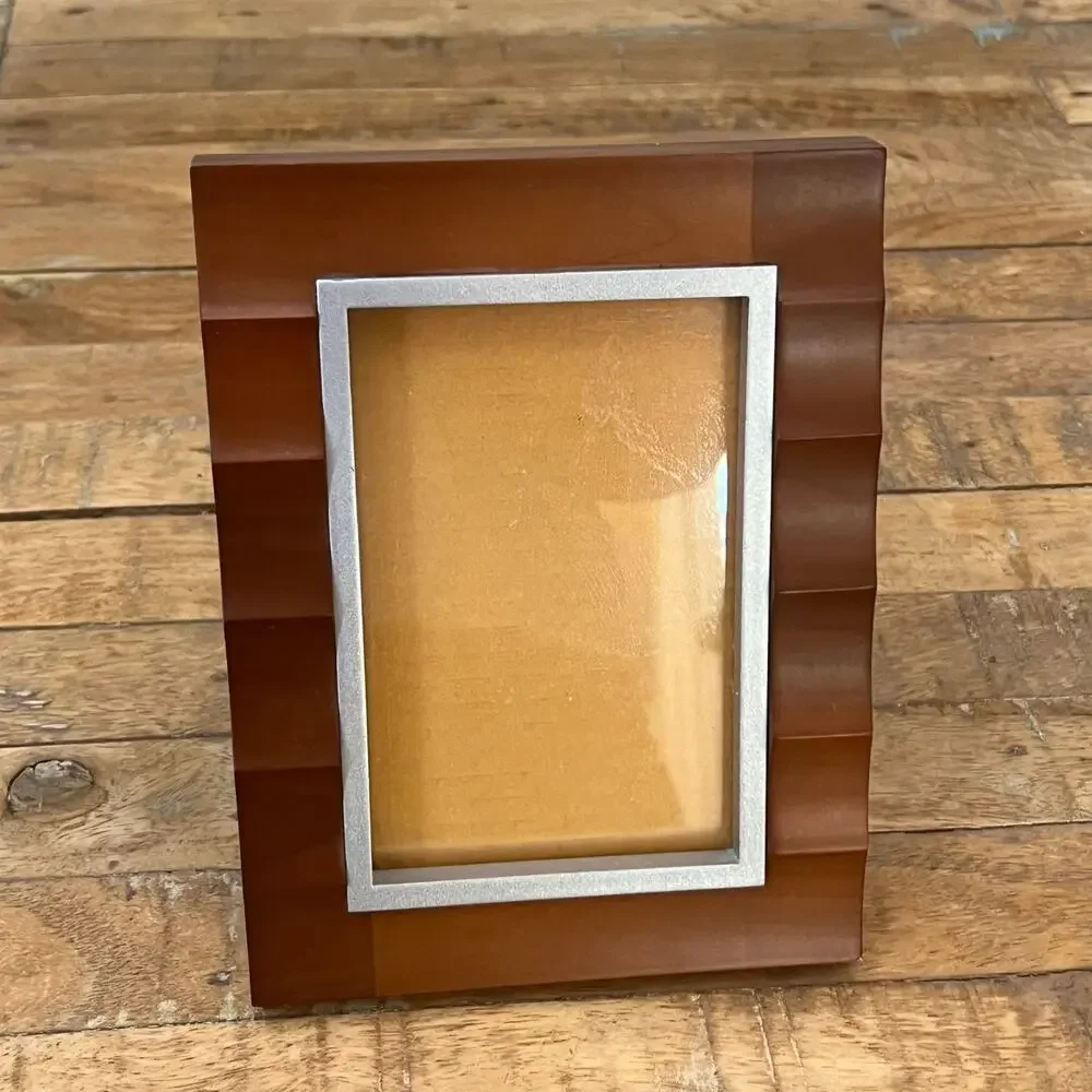 Wooden Textured Picture Frame 4 x 6